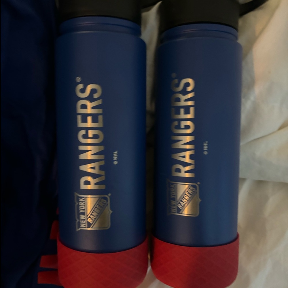 New York Rangers attire bundle - Picture 7 of 8